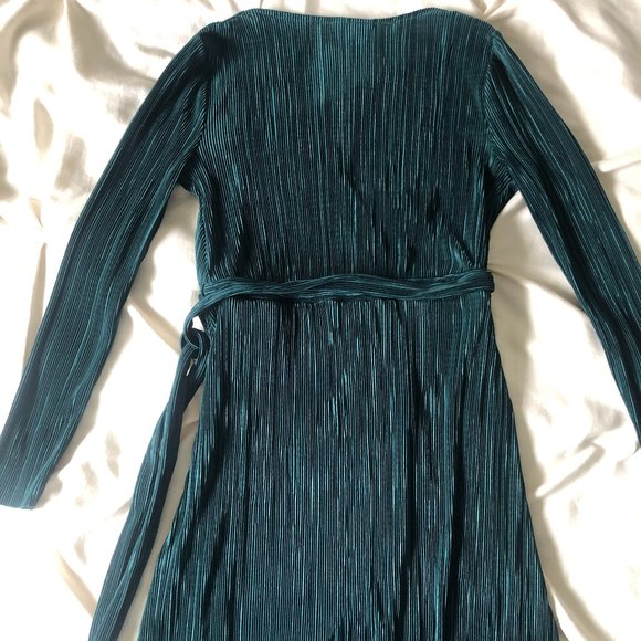 Topshop Green Pleated Dress - Picture 8 of 12